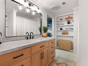 606 W Lynn ST 13, Austin TX 78703