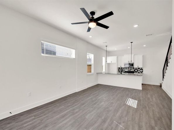 1106 Begonia TER 2, Austin TX 78741