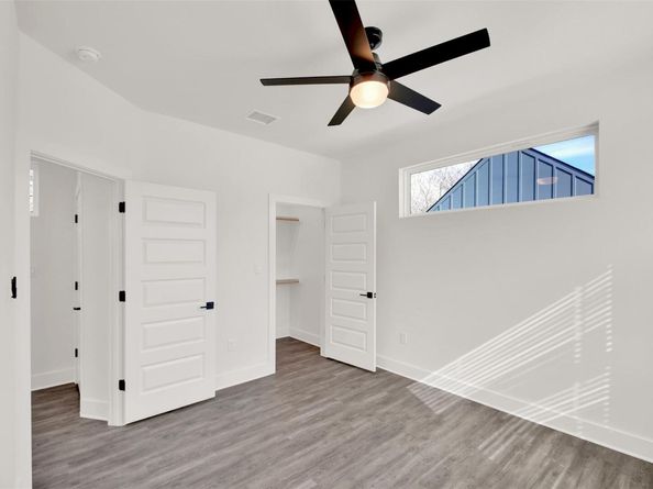 1106 Begonia TER 2, Austin TX 78741