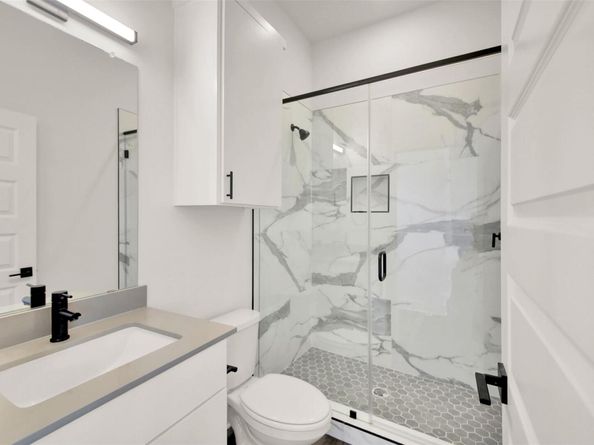 1106 Begonia TER 2, Austin TX 78741