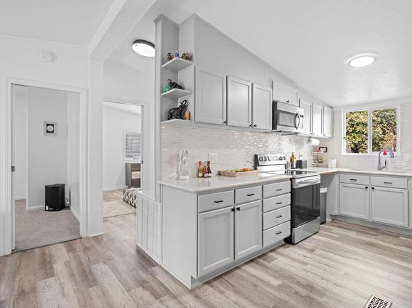 701 Bonita Verde DR, Leander TX 78641