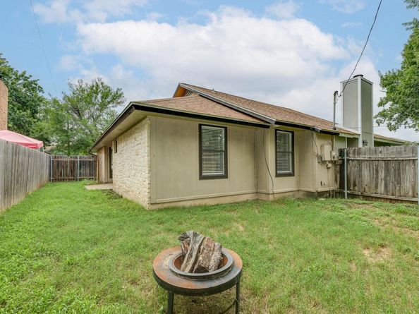 16041 Stoneham CIR, Pflugerville TX 78660