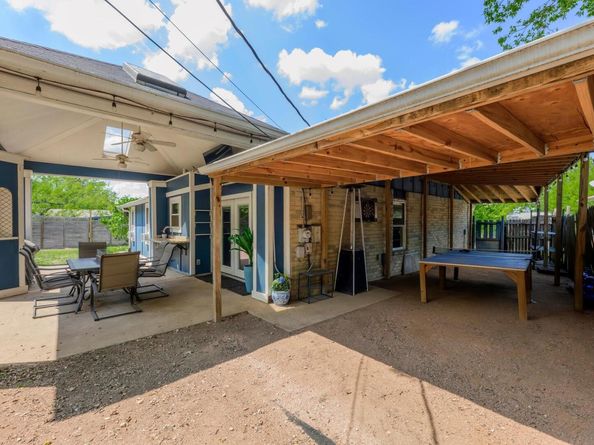 3229 Oak Aly, Austin TX 78745