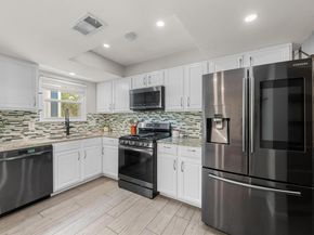 3229 Oak Aly, Austin TX 78745