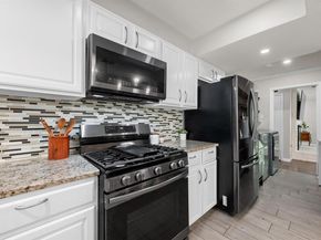 3229 Oak Aly, Austin TX 78745