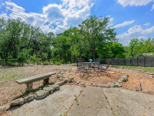 3229 Oak Aly, Austin TX 78745