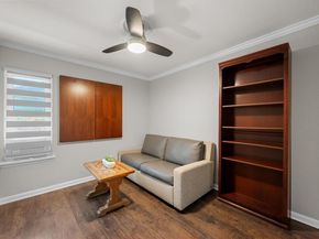 3229 Oak Aly, Austin TX 78745