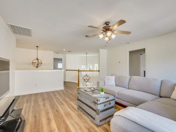 2829 Centennial Olympic PARK, Austin TX 78732