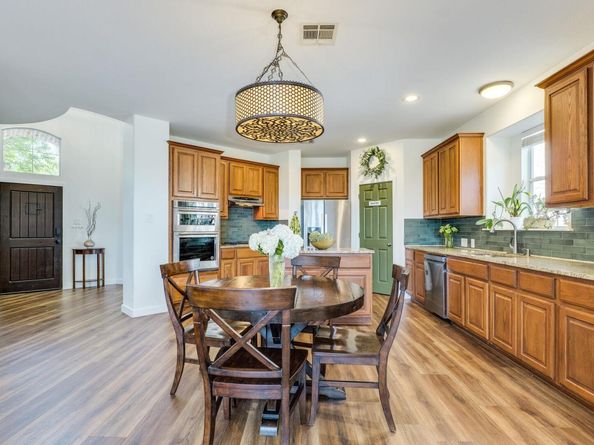 2829 Centennial Olympic PARK, Austin TX 78732