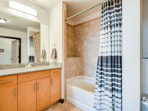 360 Nueces ST 3807, Austin TX 78701