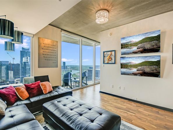 360 Nueces ST 3807, Austin TX 78701