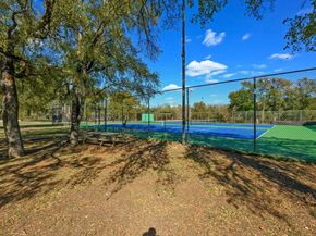 4805 Midoak CIR, Austin TX 78749