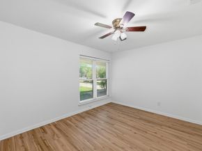 4805 Midoak CIR, Austin TX 78749