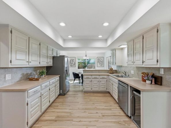 4805 Midoak CIR, Austin TX 78749