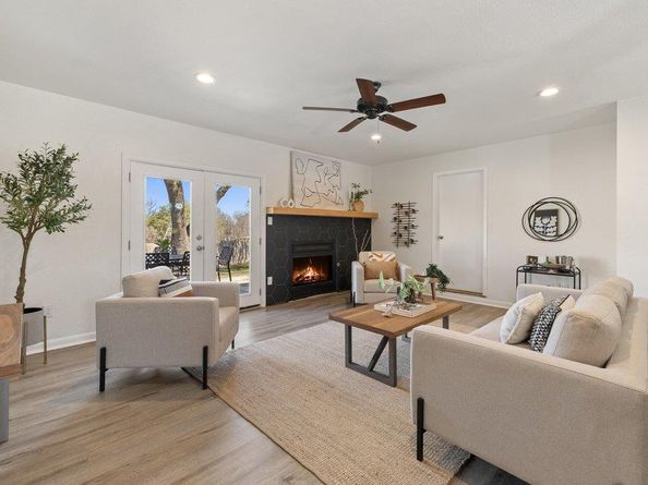 300 Clearday DR, Austin TX 78745