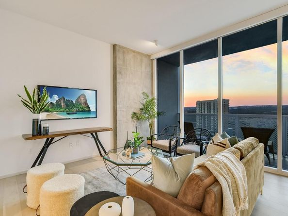301 West Ave 1301, Austin TX 78701