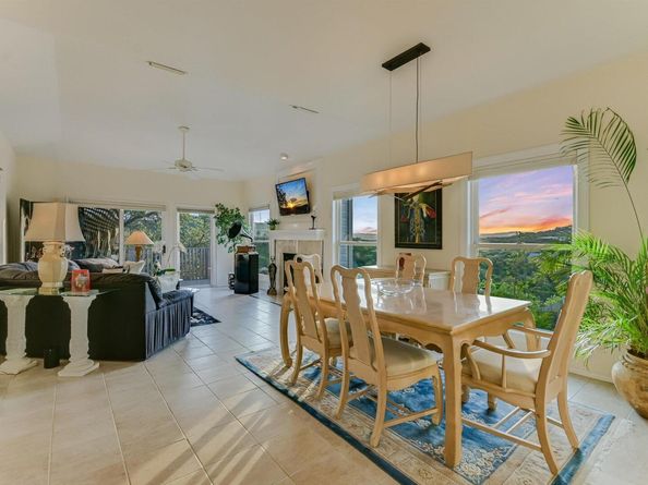 5603 Oakwood CV 212, Austin TX 78731