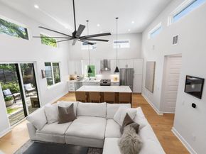2711 Stacy LN 2, Austin TX 78704