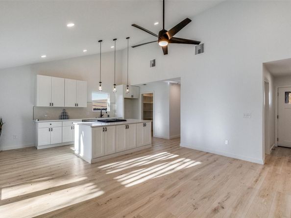 3405 Dunliegh DR, Austin TX 78745