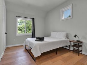 1914 E 8th ST, Austin TX 78702