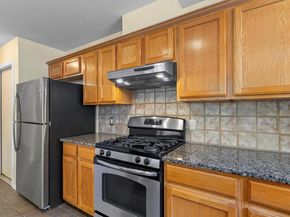 8336 Alvin High LN, Austin TX 78729