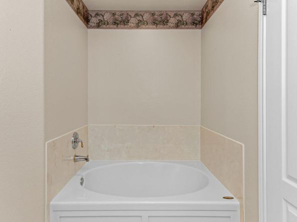 2419 Willow WAY, Round Rock TX 78664
