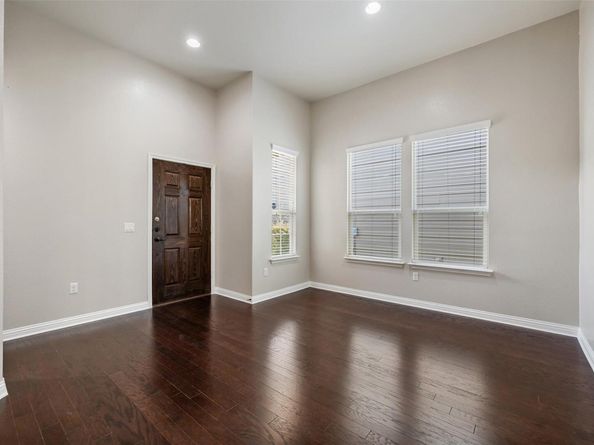 9302 Tanager WAY, Austin TX 78748