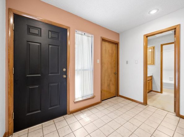 6820 N Cypress Point 22, Austin TX 78746
