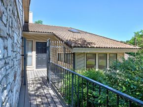 6820 N Cypress Point 22, Austin TX 78746