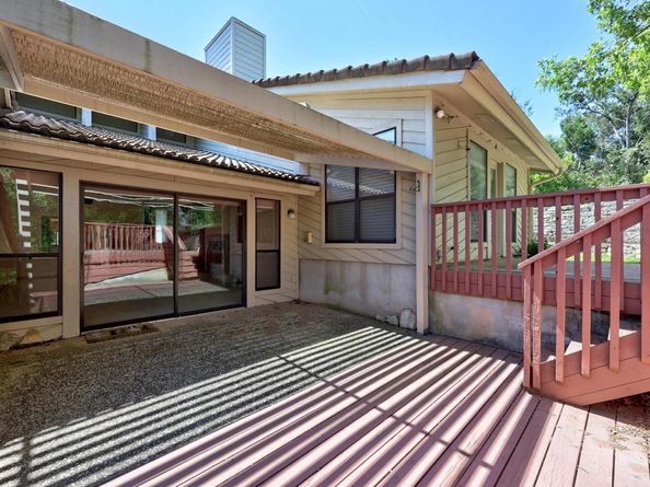 6820 N Cypress Point 22, Austin TX 78746