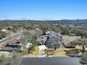 3 Camwood TRL, The Hills TX 78738