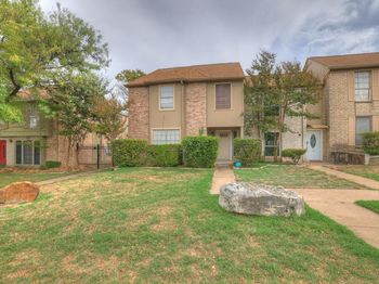 9009 N Plaza DR