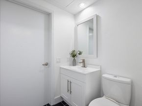300 Bowie ST 1101, Austin TX 78703