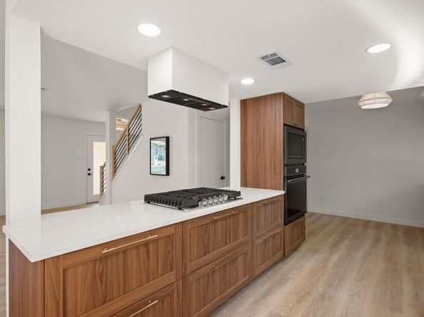 3809 Eton LN, Austin TX 78727