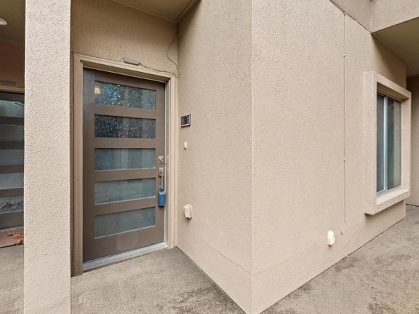 503 Swanee DR 19, Austin TX 78752