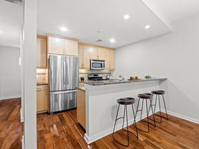 503 Swanee DR 19, Austin TX 78752