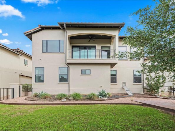 211 Honey Creek CT 6, Austin TX 78738