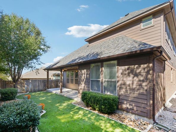 2244 Hilltop Climb DR, Leander TX 78641