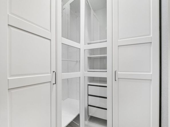 2244 Hilltop Climb DR, Leander TX 78641