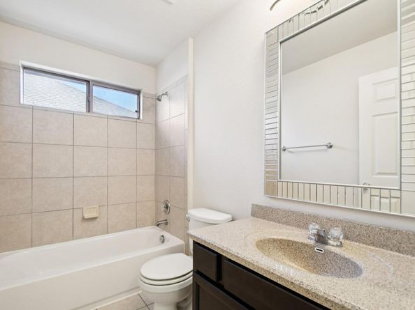 2244 Hilltop Climb DR, Leander TX 78641