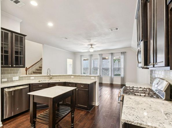 2244 Hilltop Climb DR, Leander TX 78641