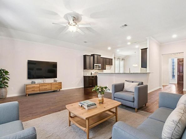 2244 Hilltop Climb DR, Leander TX 78641