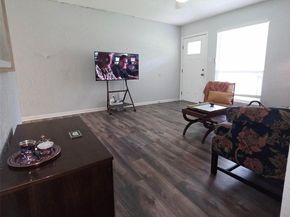 4407 Dovewood DR, Austin TX 78744