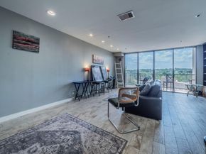 40 N Interstate 35 Highway 4A4, Austin TX 78701