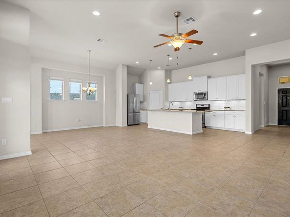 121 Fattoria CV, Liberty Hill TX 78642