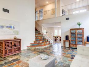 8904 W Hove LOOP, Austin TX 78749