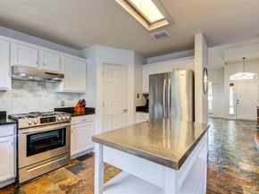 8904 W Hove LOOP, Austin TX 78749
