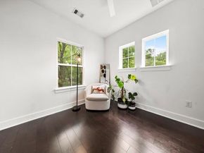 1213 Eleanor ST B, Austin TX 78721