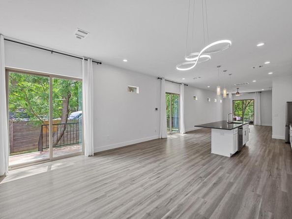 4705 Louis Ave B, Austin TX 78721