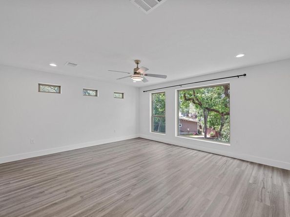 4705 Louis Ave B, Austin TX 78721